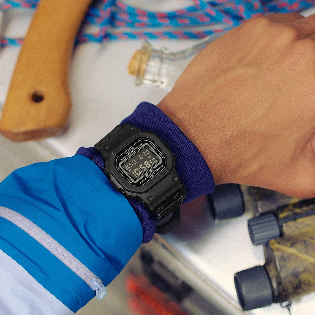 G-Shock de hombre pulsera de tela – DW-5600MNC-1
