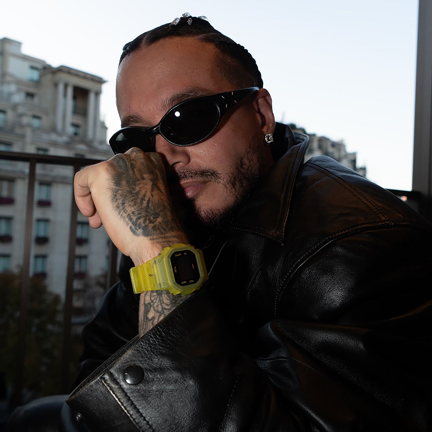 DWE-5600JB-1A9 Reloj G-Shock J Balvin de unisex correa de resina digital