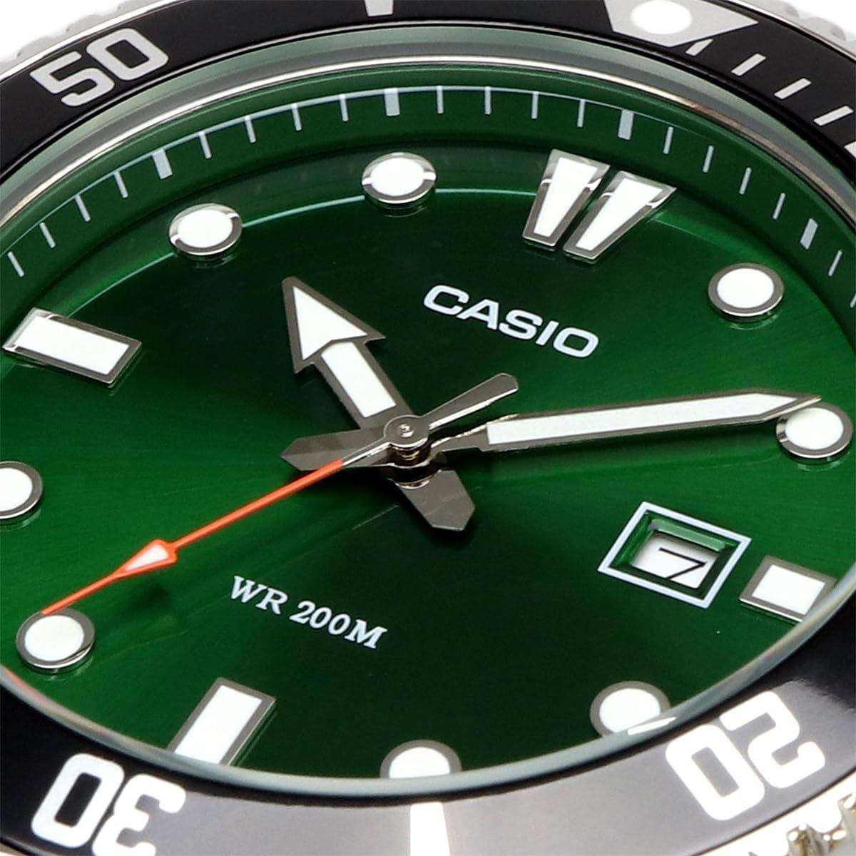 Casio para caballero pulsera de metal – MDV-107D-3A2V