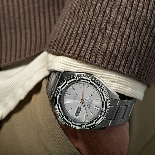 Seiko 5 de caballero pulsera de metal – SRPK09K1