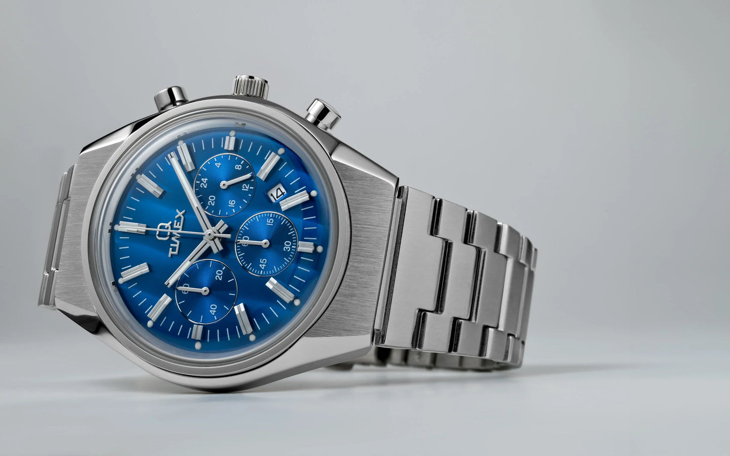 Timex Q Falcon Eye de hombre pulsera de metal – TW2W33700