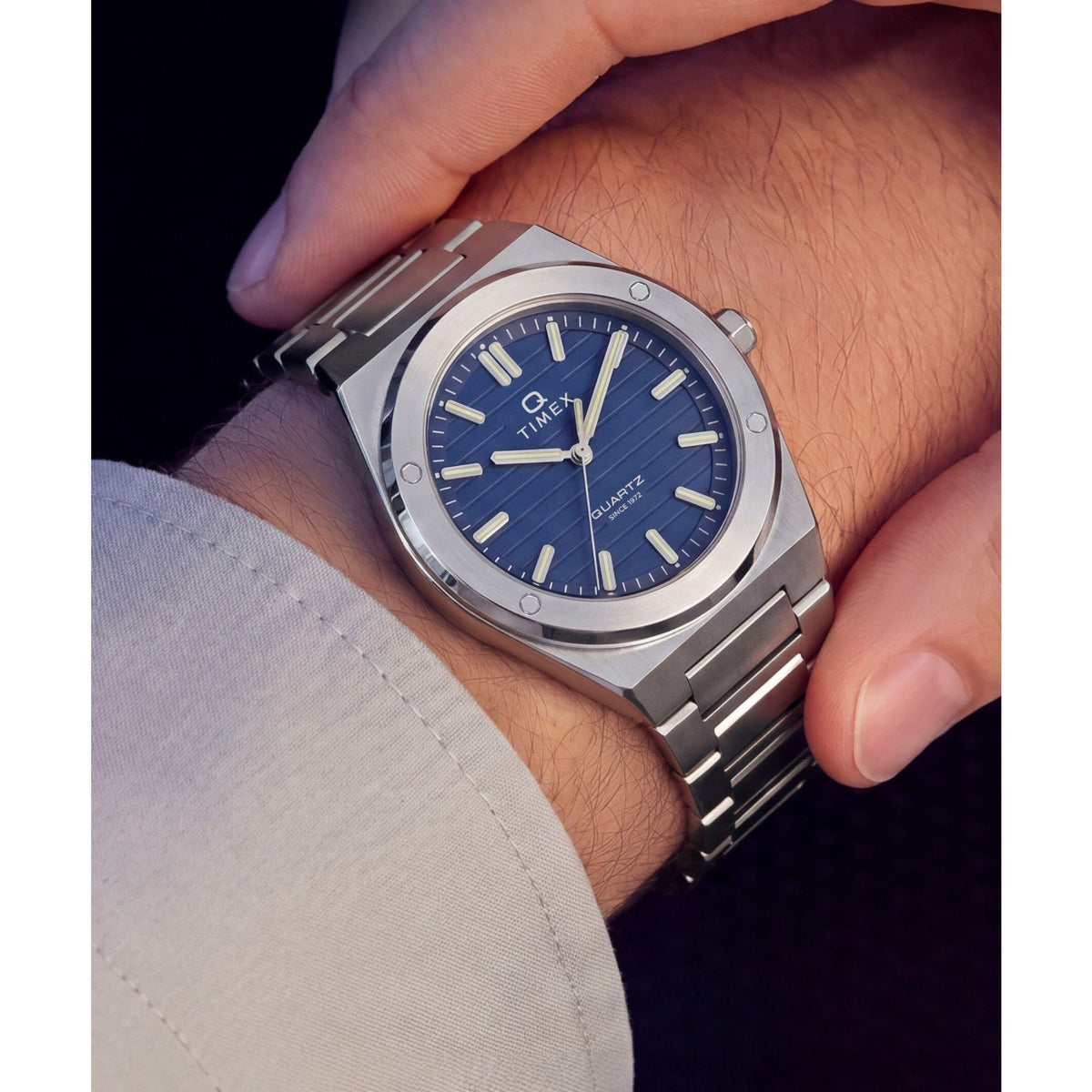 Timex Q Marbella de hombre correa de metal – TW2Y81400