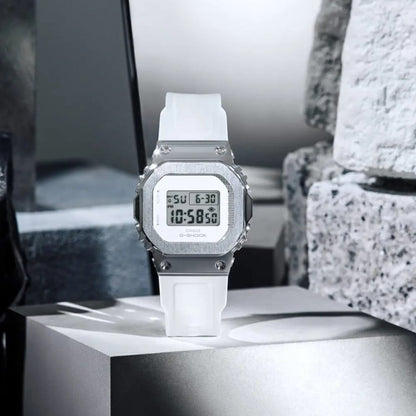 G-Shock Unisex – GM-S5600SK-7