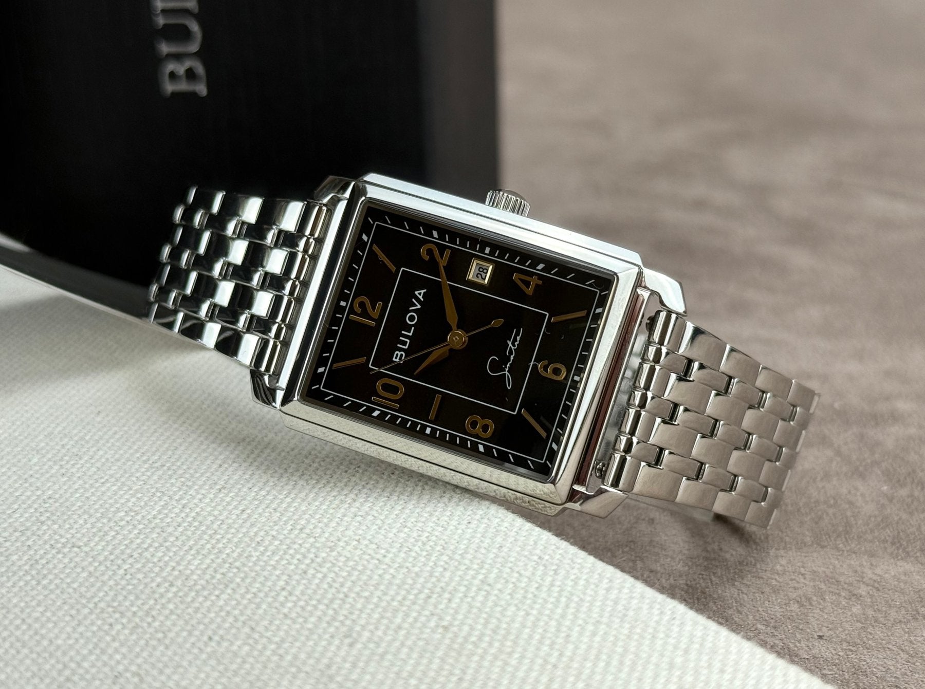 Bulova Frank Sinatra para caballero pulsera de metal – 96B399