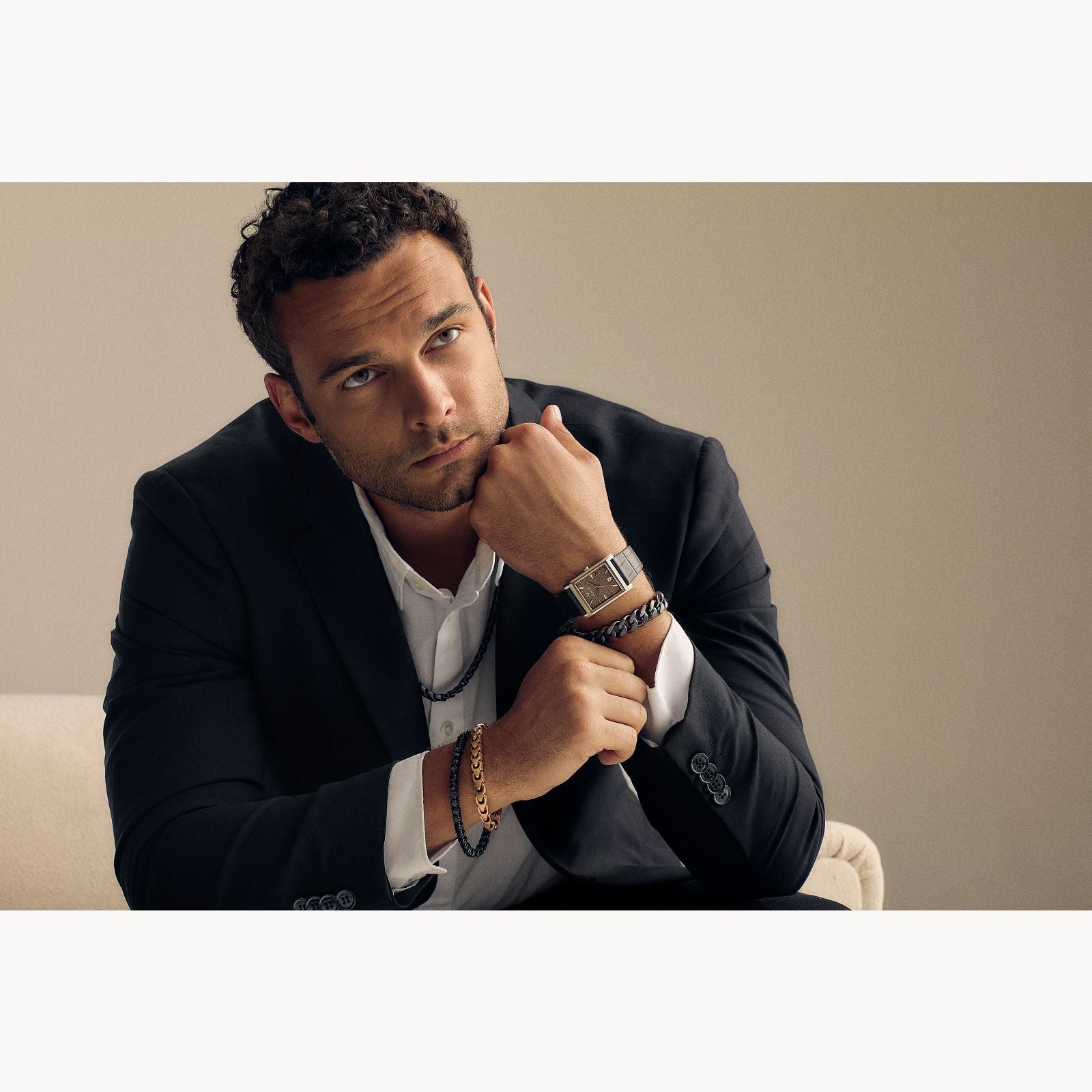 Bulova Classic de hombre banda de piel 29mm – 96B443