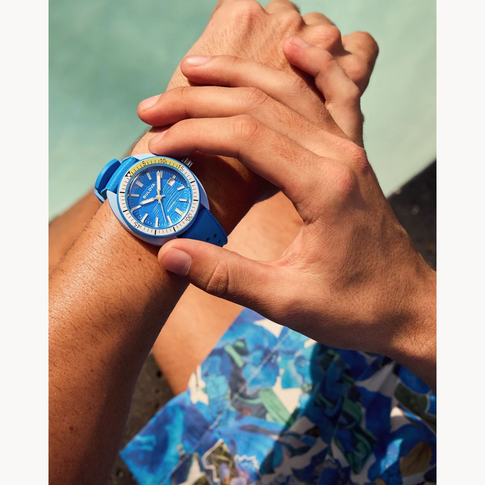 Bulova Snorkel de hombre correa de resina 41mm – 98B445