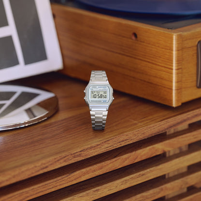 Casio Digital unisex corre de metal – A158WEA-7
