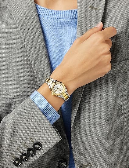 Seiko 5 Análogo para Dama con Brazalete de Acero Inoxidable – SYMG42K1