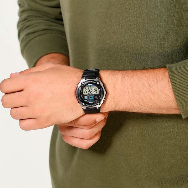 Casio para Hombre, Illuminator Hora Mundial 10 Años de Batería – AE-2000W-1AV