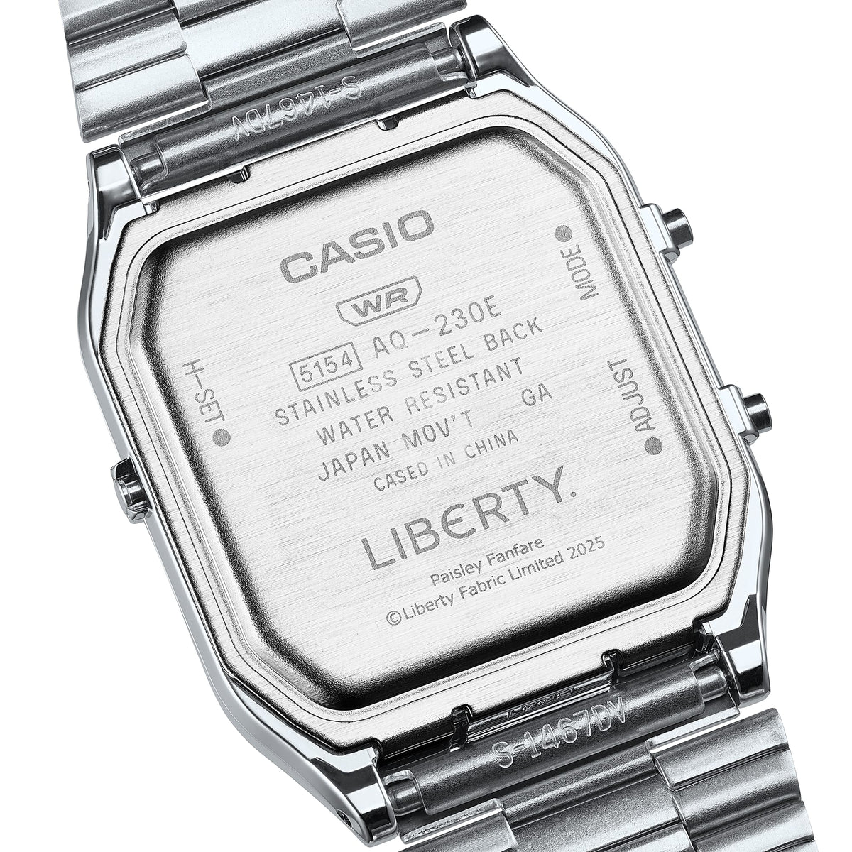 Casio x Liberty unisex correa de metal doble hora – AQ-230ELT-7A