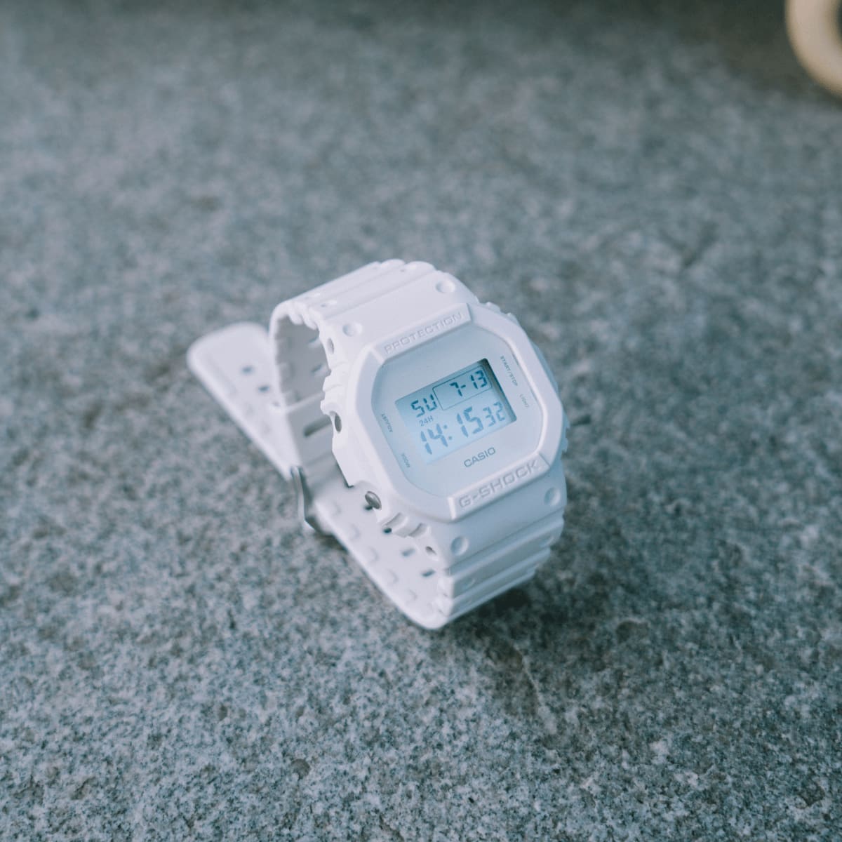 DW-5600WW-7 Reloj G-Shock de hombre correa de silicona