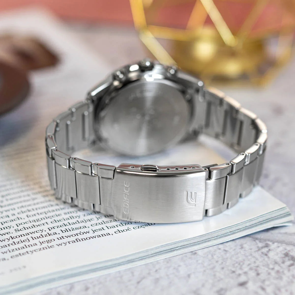 Edifice Análogo para Caballero Banda de Acero Inoxidable – EFR-526D-3AV