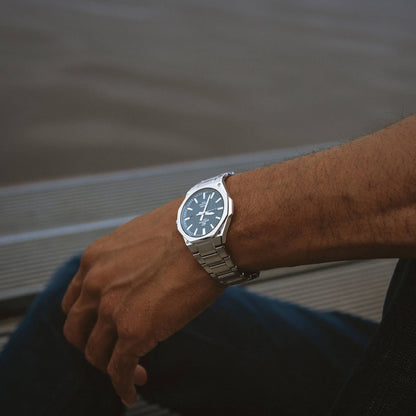 EFR-S108DE-3AV Reloj Edifice de hombre pulsera de metal cristal zafiro