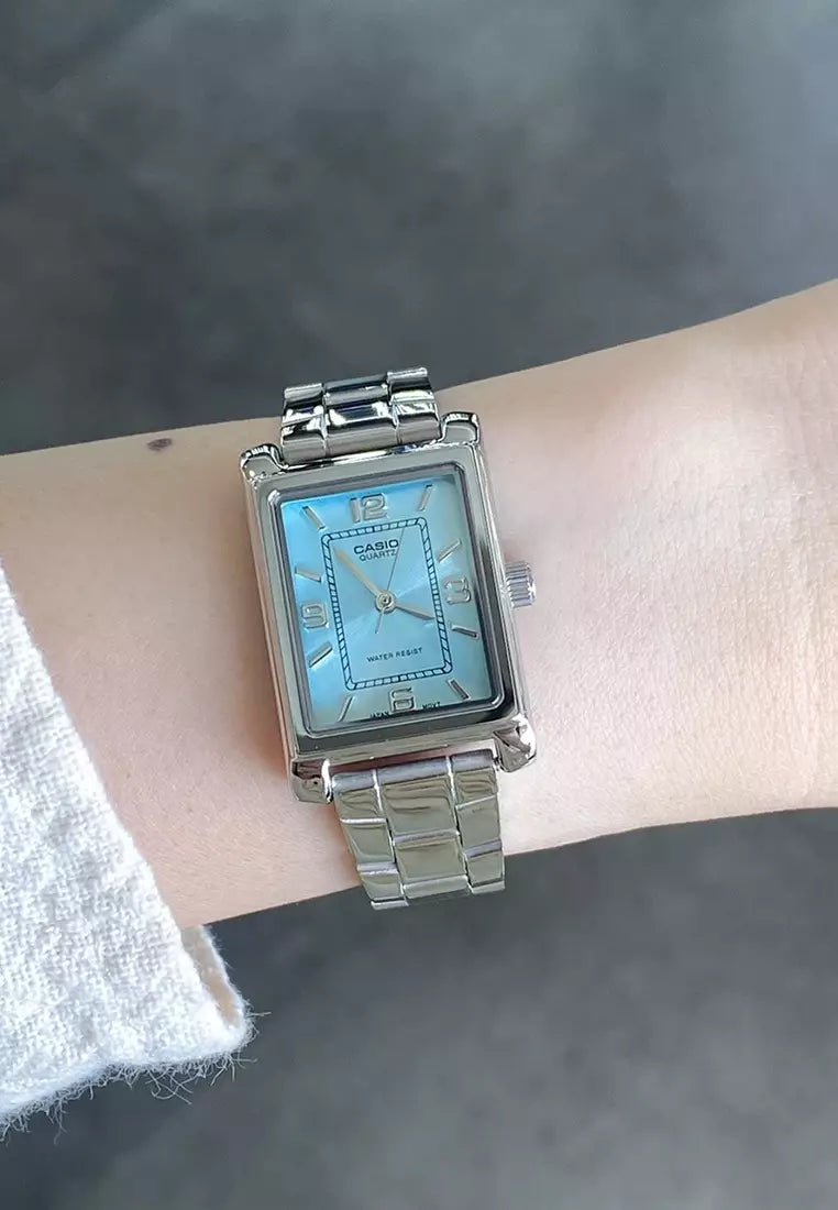 Casio de dama pulsera de metal análogo – LTP-1234DD-2A