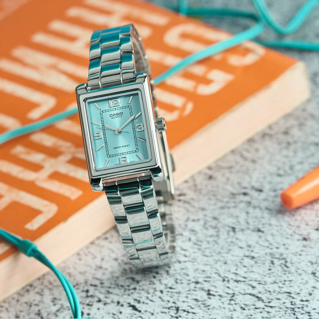 Casio de dama pulsera de metal análogo – LTP-1234DD-2A