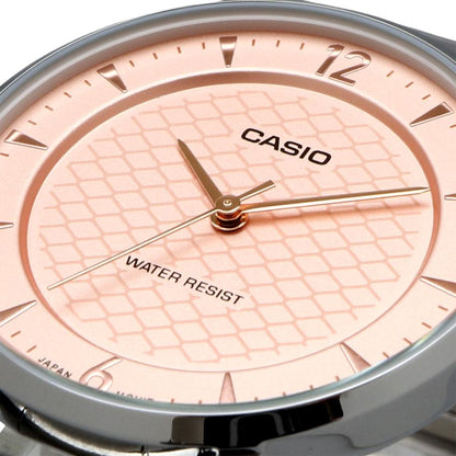 Casio de dama pulsera de acero inoxidable – LTP-VT04D-4A