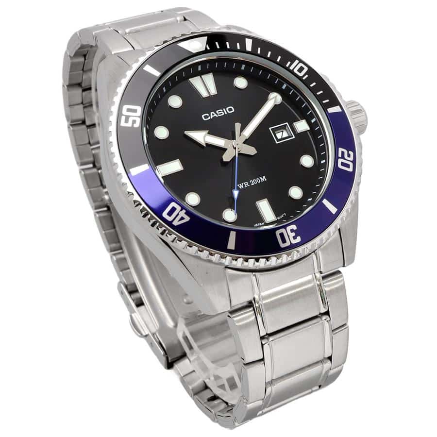 Casio 200 metros de resistencia al agua para Hombre – MDV-107D-1A2V