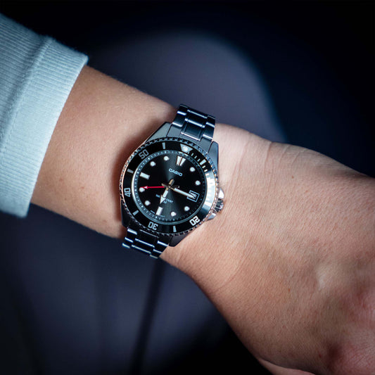 Casio para Hombre – MDV-10D-1A1V