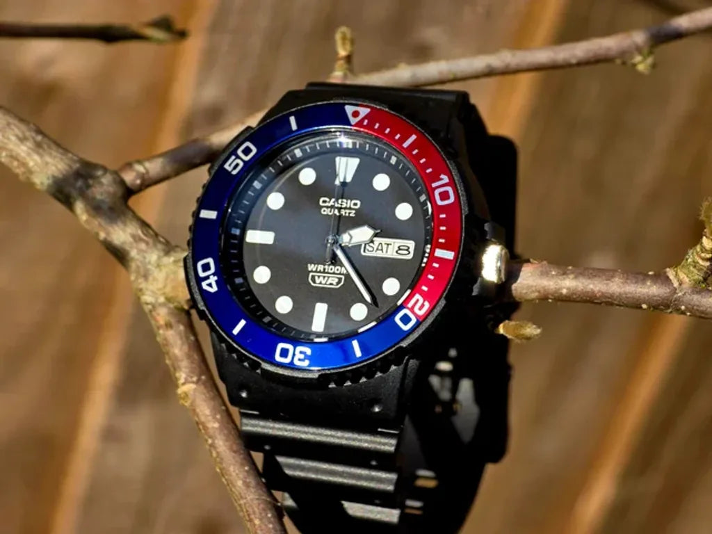 Casio de hombre pulsera de caucho – MRW-230H-1E2V