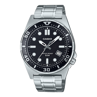 Casio para hombre pulsera de metal – MTD-135D-1AV