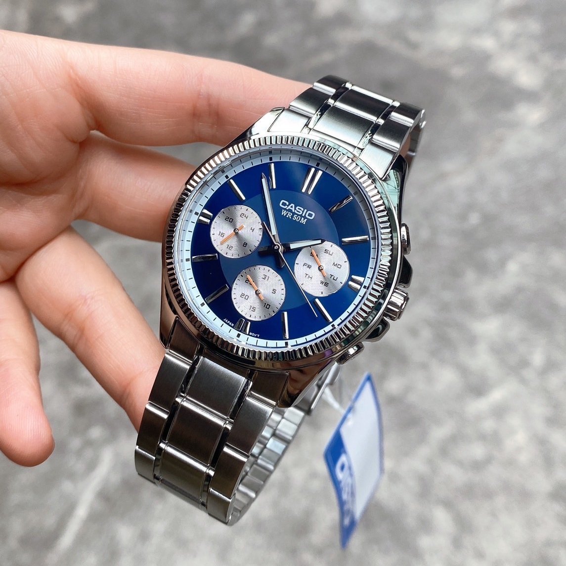 Casio Análogo para Caballero con Pulsera de Metal Inoxidable – MTP-1375D-2A1V