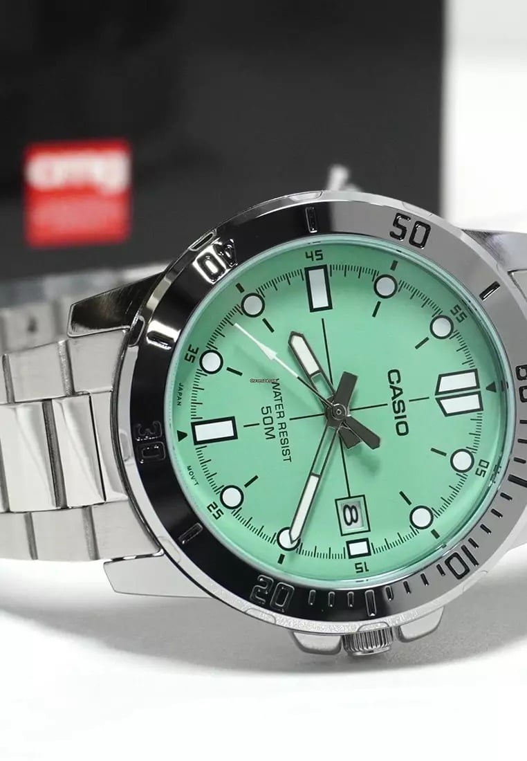 Casio para caballero pulsera de acero – MTP-VD01D-3E1V