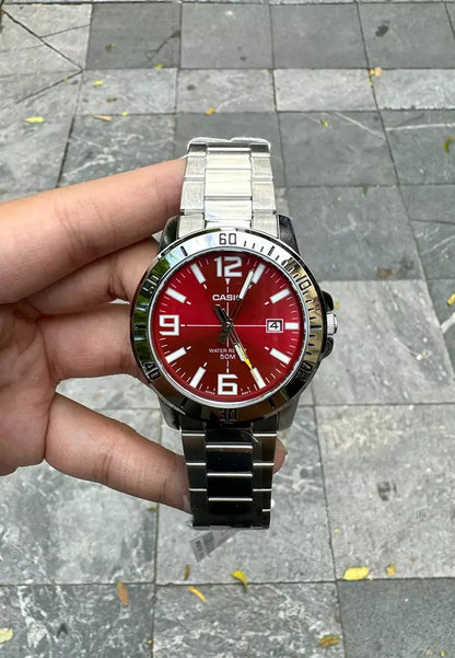 Casio de hombre pulsera de metal – MTP-VD01D-4BV