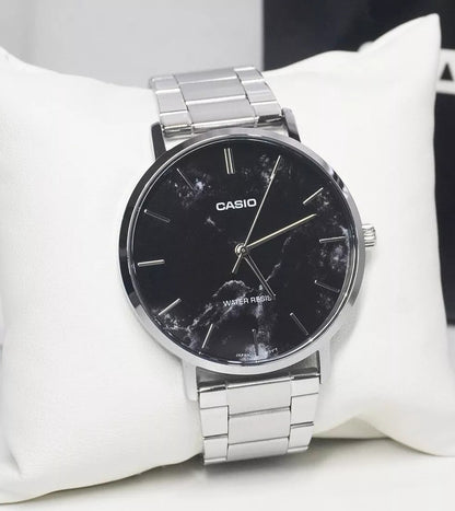 Casio para caballero pulsera de metal – MTP-VT01DM-1A