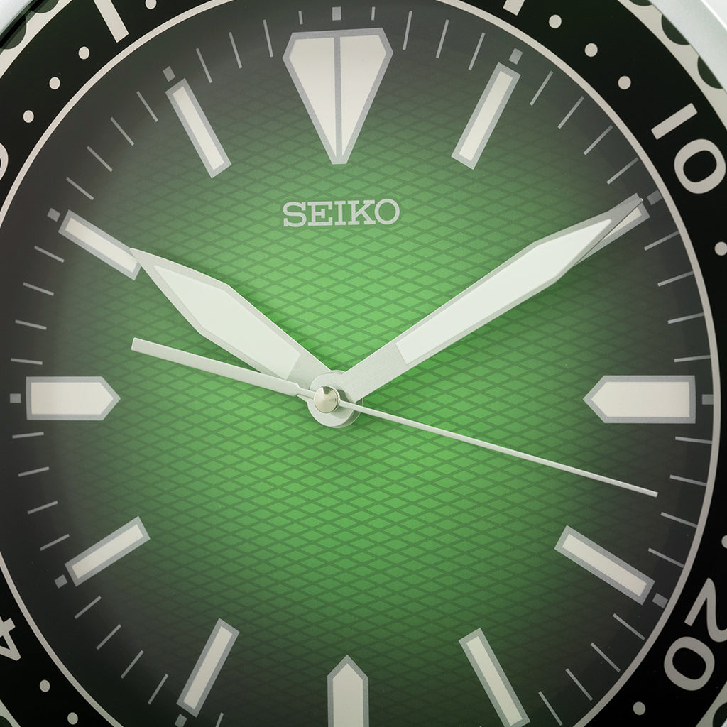 de pared Seiko analógico LumiBrite 30 cm – QXA791