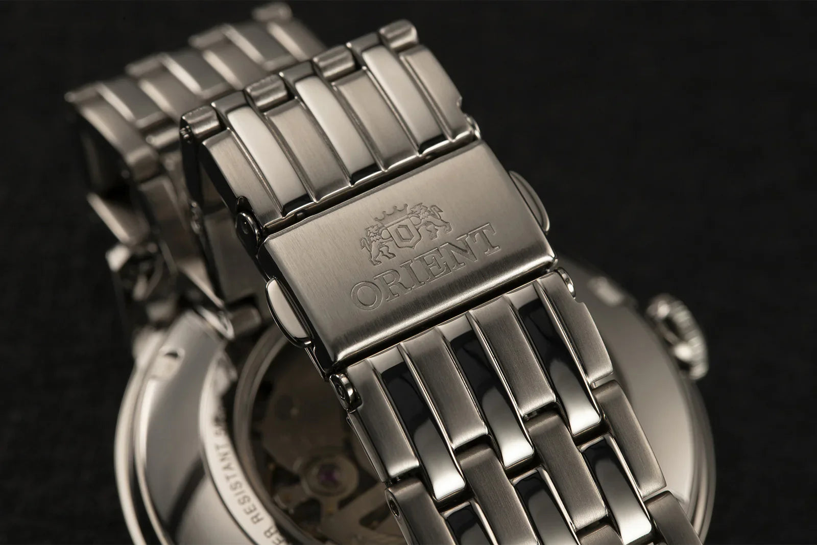 Orient Contemporary de hombre pulsera de metal – RA-AC0J02B
