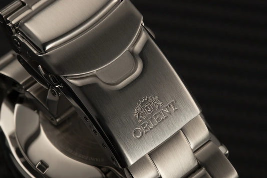 Orient Sport de caballero pulsera de metal – RA-AC0K01B