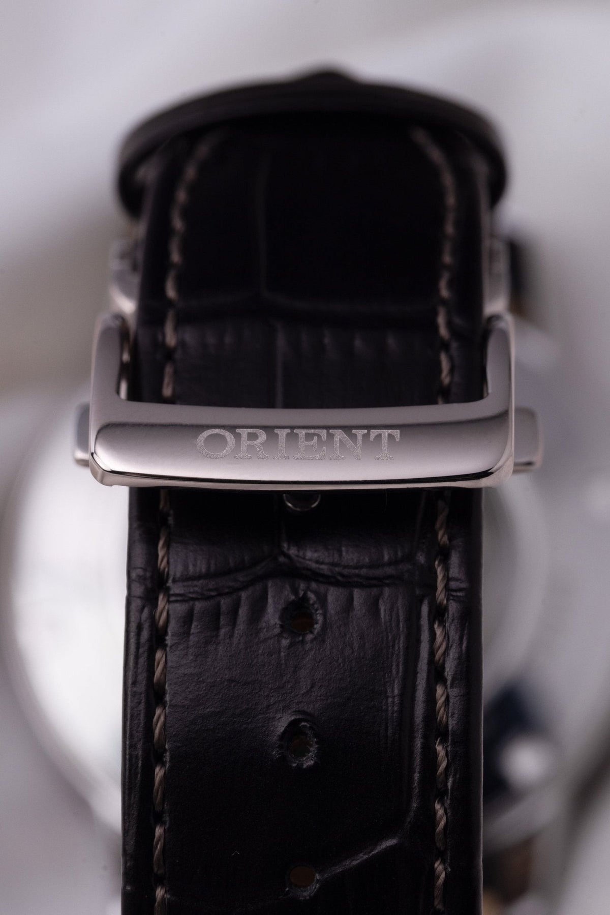 Orient Automático Sun & Moon de caballero pulsera de cuero – RA-AK0008S