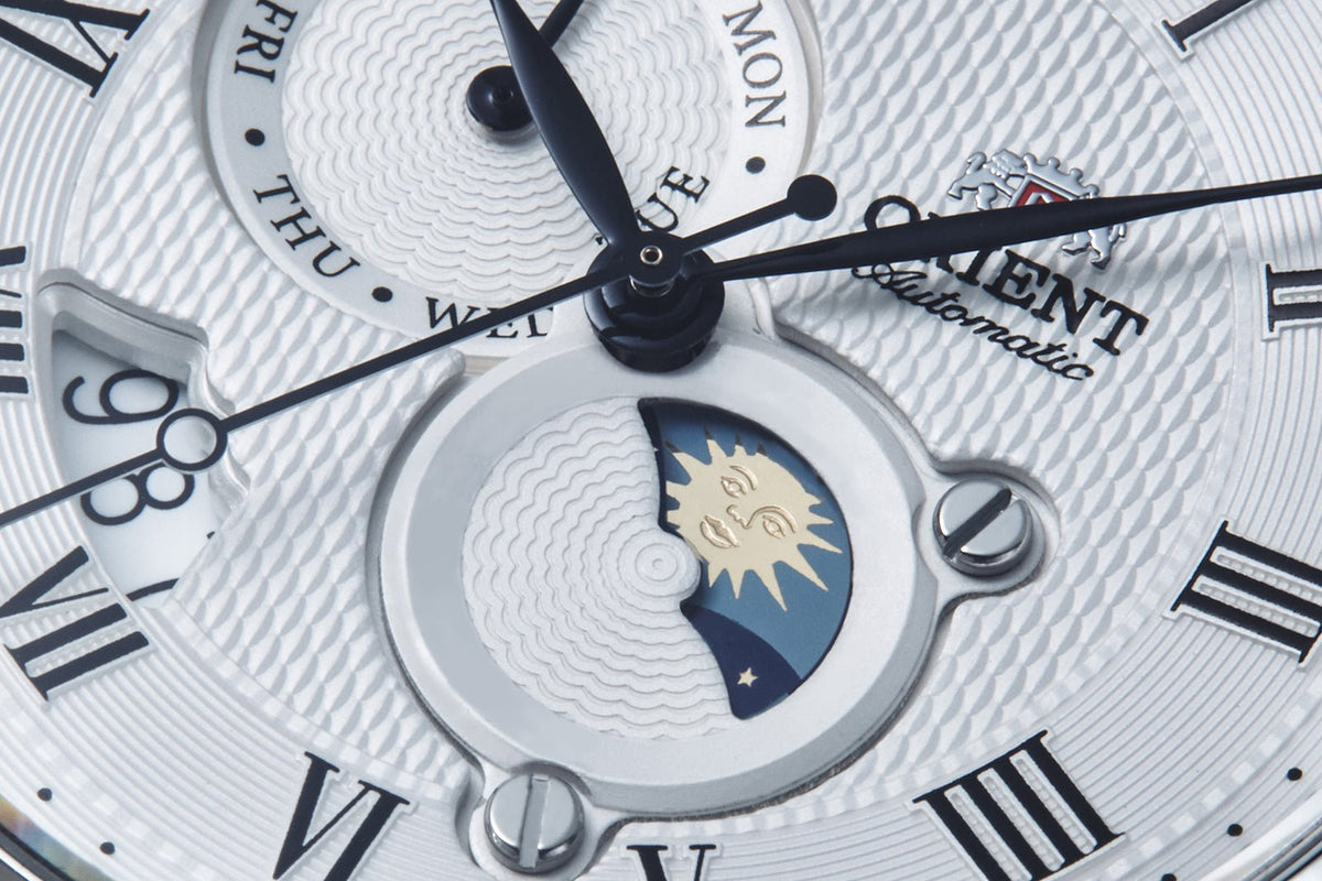 Orient Automático Sun & Moon de caballero pulsera de cuero – RA-AK0008S