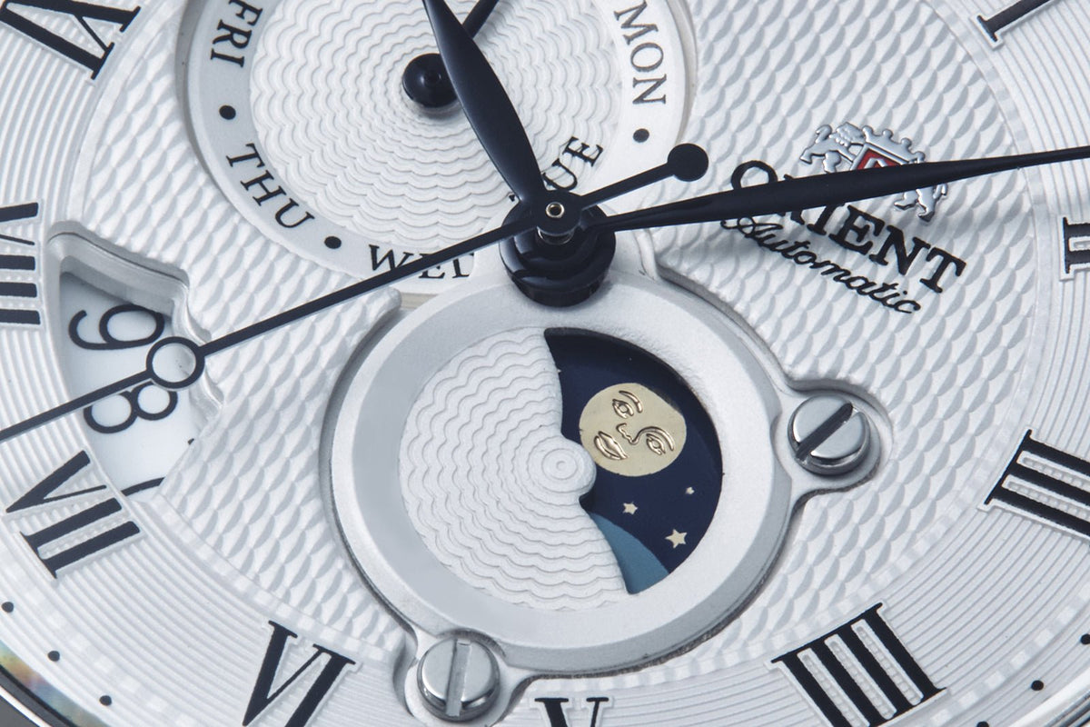 Orient Automático Sun & Moon de caballero pulsera de cuero – RA-AK0008S