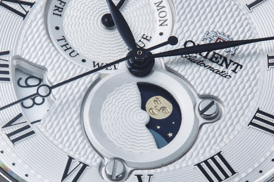 Orient Automático Sun & Moon de caballero pulsera de cuero – RA-AK0008S