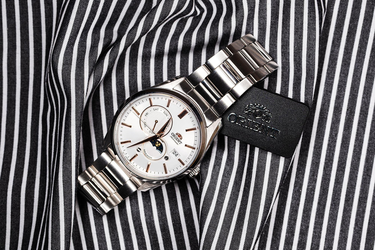 Orient Sun and Moon de caballero pulsera de metal – RA-AK0306S