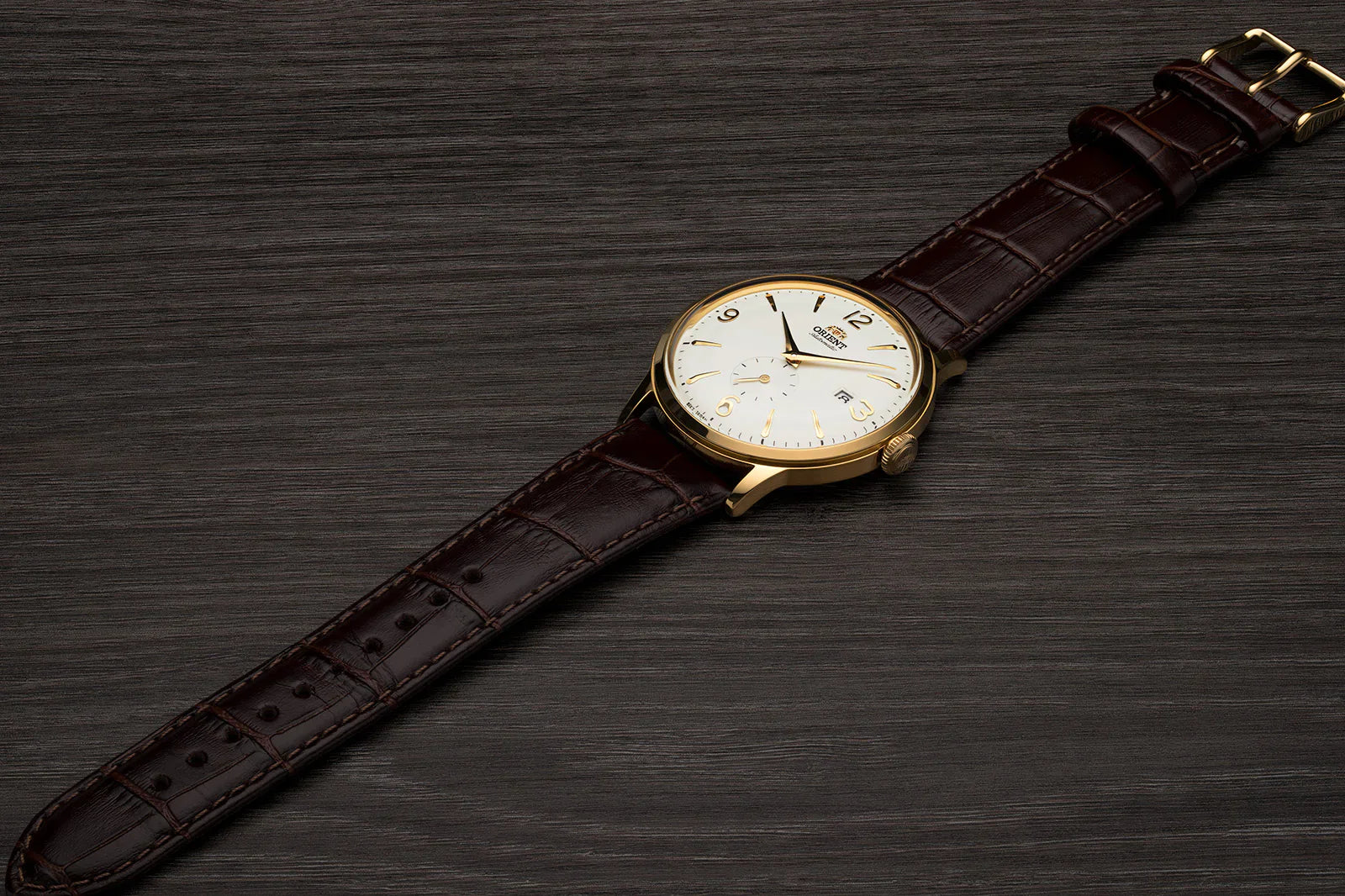 Orient Classic Análogo para Caballero correa de Cuero – RA-AP0004S