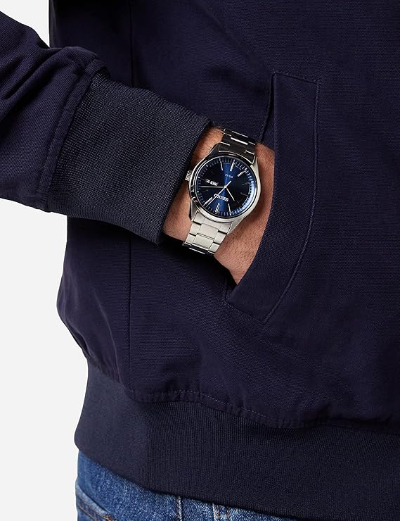 Seiko Solar de hombre pulsera de metal – SNE525P1
