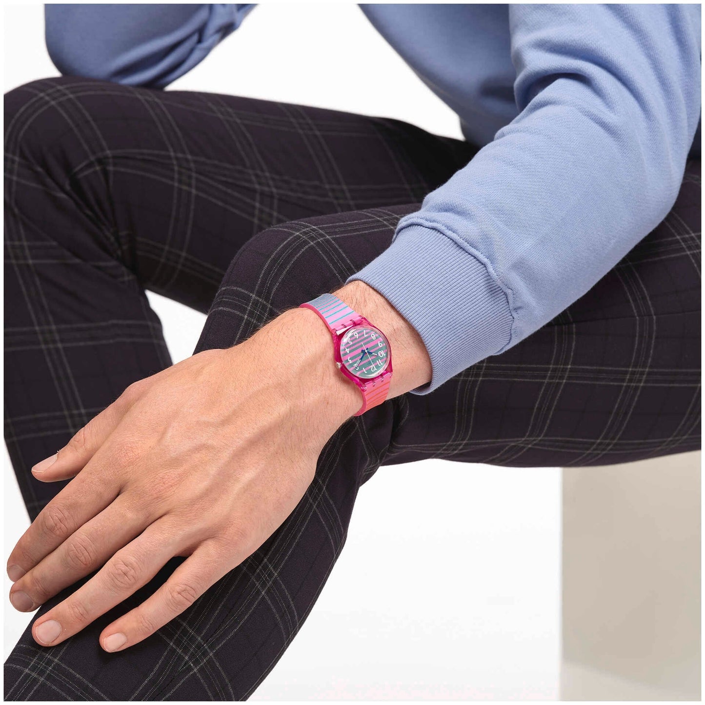 Swatch Electrifying Summer unisex banda de silicona – SO28P105
