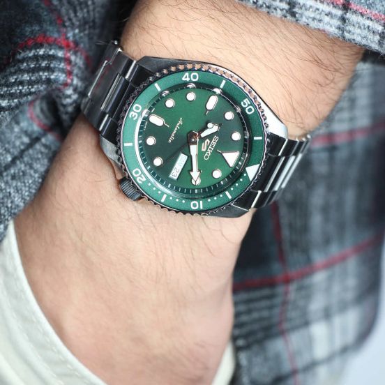 Seiko 5 Sport Automático Correa de Acero Inoxidable – SRPD63K1