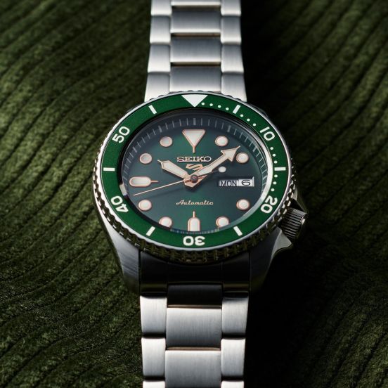 Seiko 5 Sport Automático Correa de Acero Inoxidable – SRPD63K1