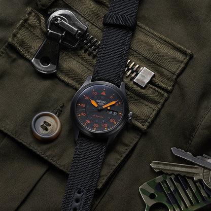 Seiko Serie 5 Análogo para Hombre con Correa de Tela – SRPH33K1