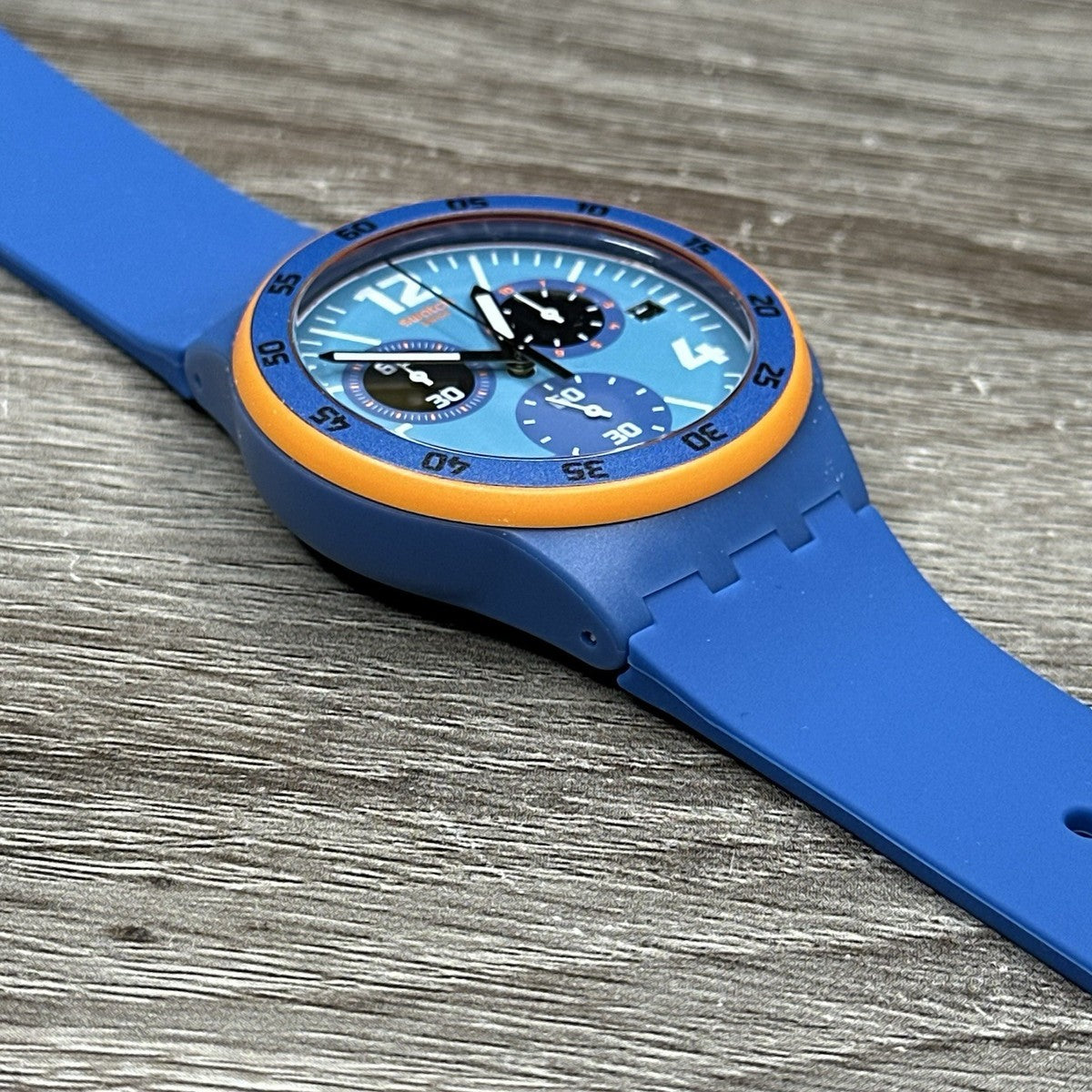 Swatch Capanno de hombre correa de silicona – SUSN413