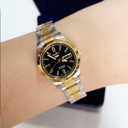 Seiko 5 para Mujer con Pulsera de Acero Inoxidable – SYMD94K1