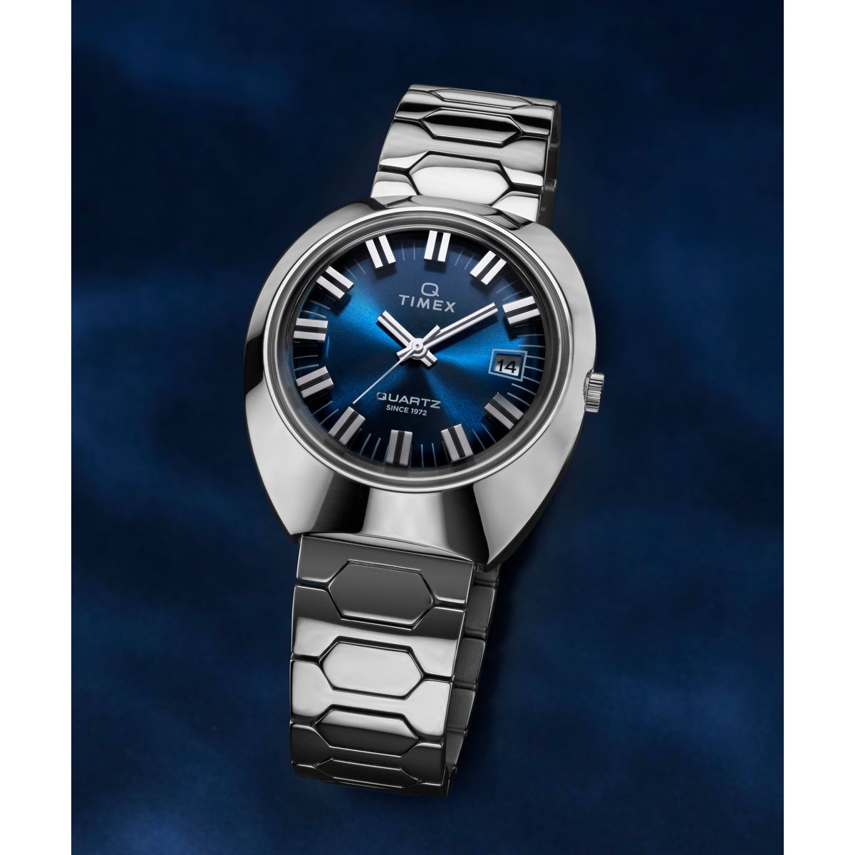 Timex Q 1972 de hombre correa de metal – TW2Y33100