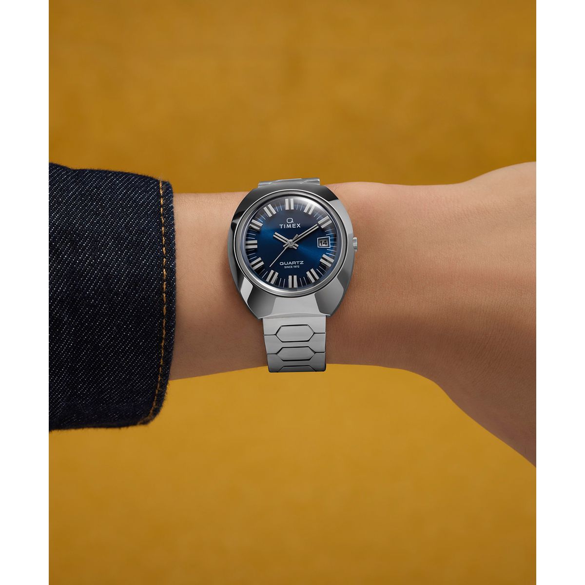 Timex Q 1972 de hombre correa de metal – TW2Y33100