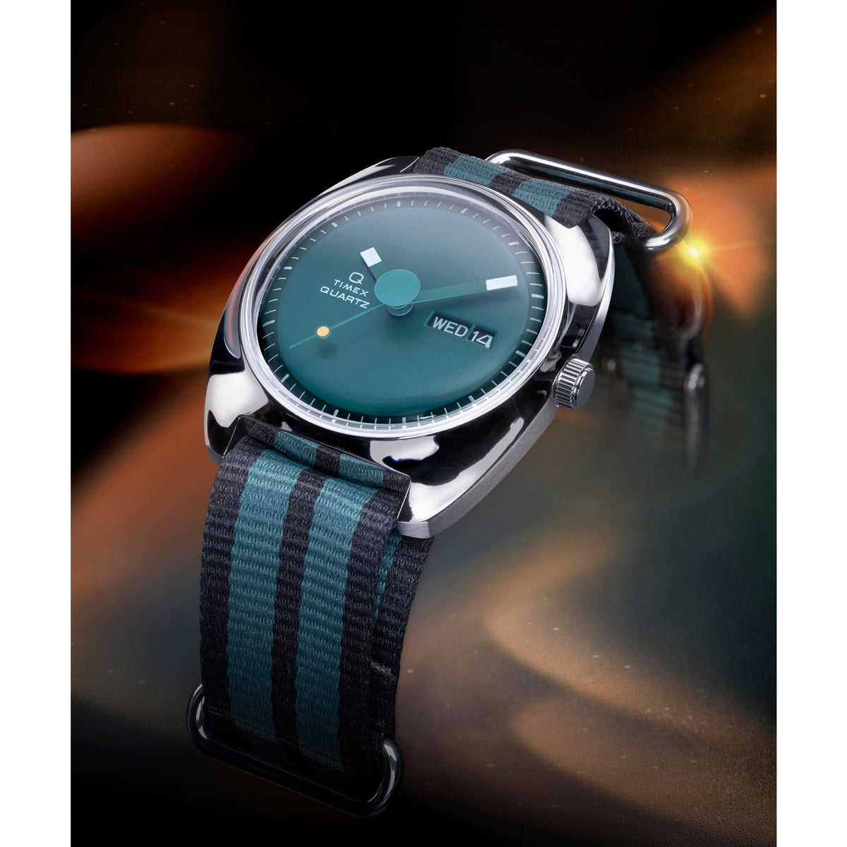Timex Q Enigma de caballero banda de tela – TW2Y34700