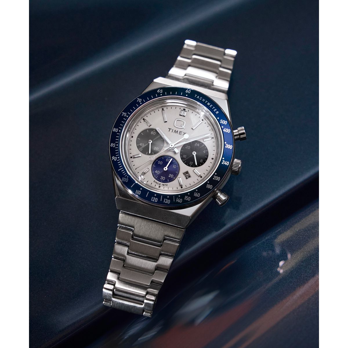 Timex Q de hombre correa de metal – TW2Y36200