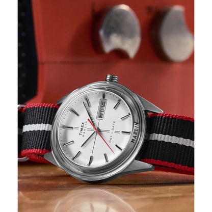 Timex Marlin Jet correa de tela – TW2Y37300