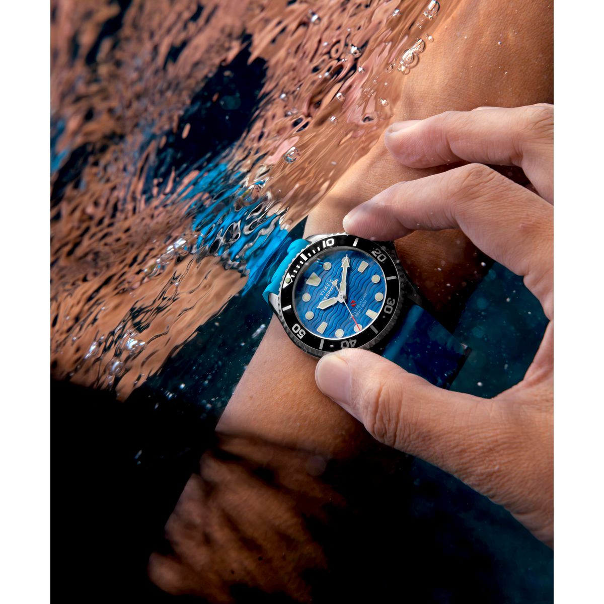 Timex Deepwater Meridian unisex pulsera de resina – TW2Y40400